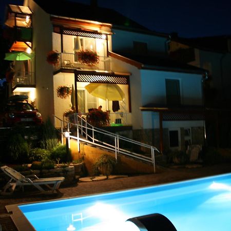 Apart Hévízi Ház Extérieur photo