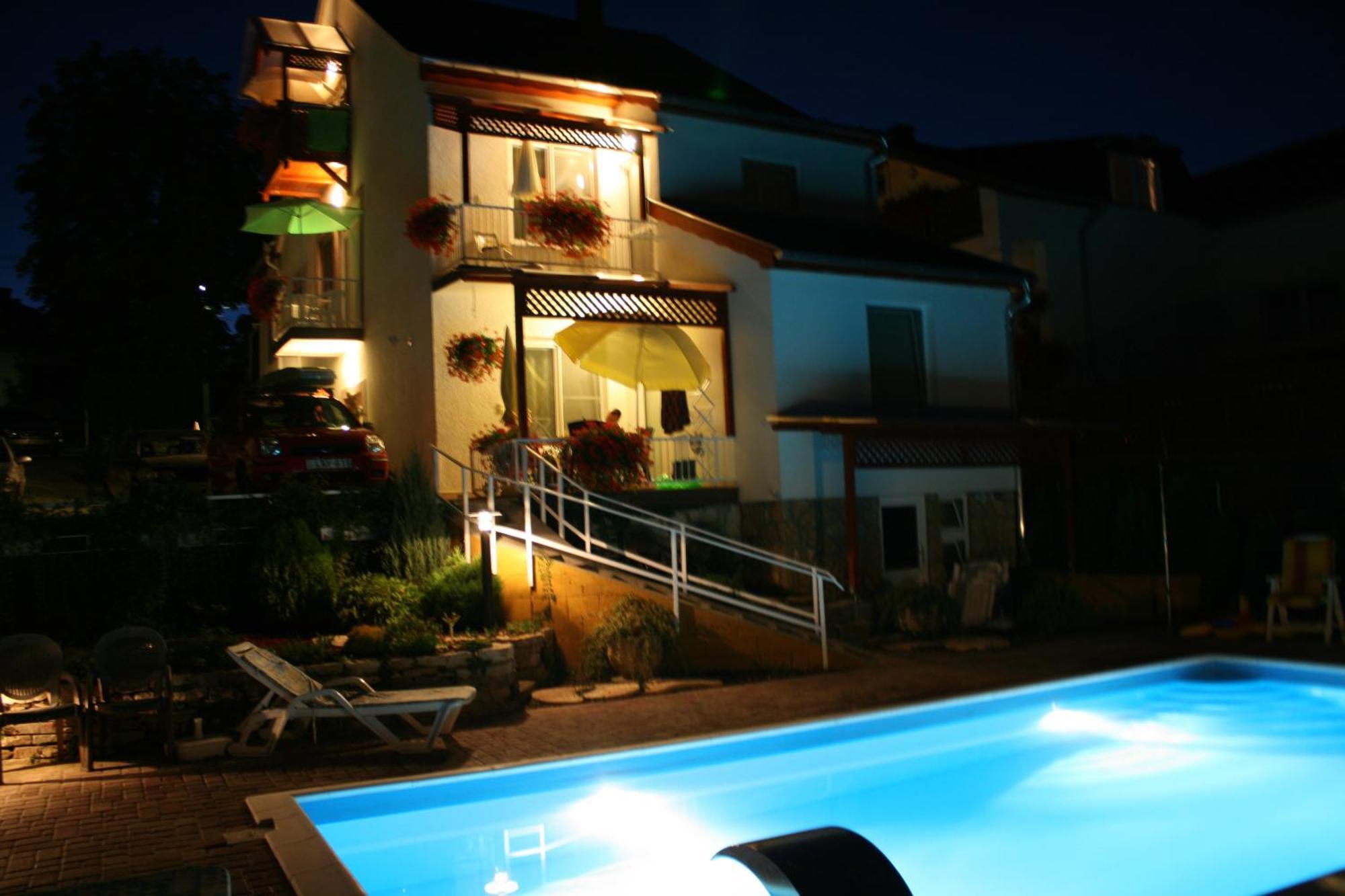 Apart Hévízi Ház Extérieur photo