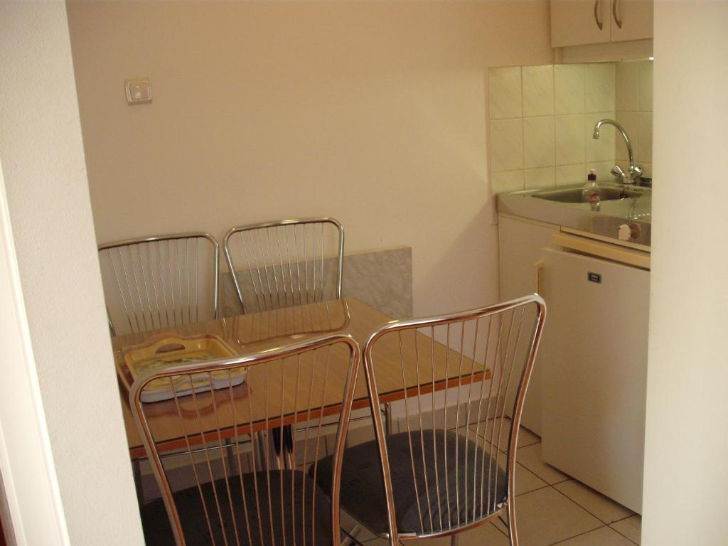 Apart Hévízi Ház Chambre photo